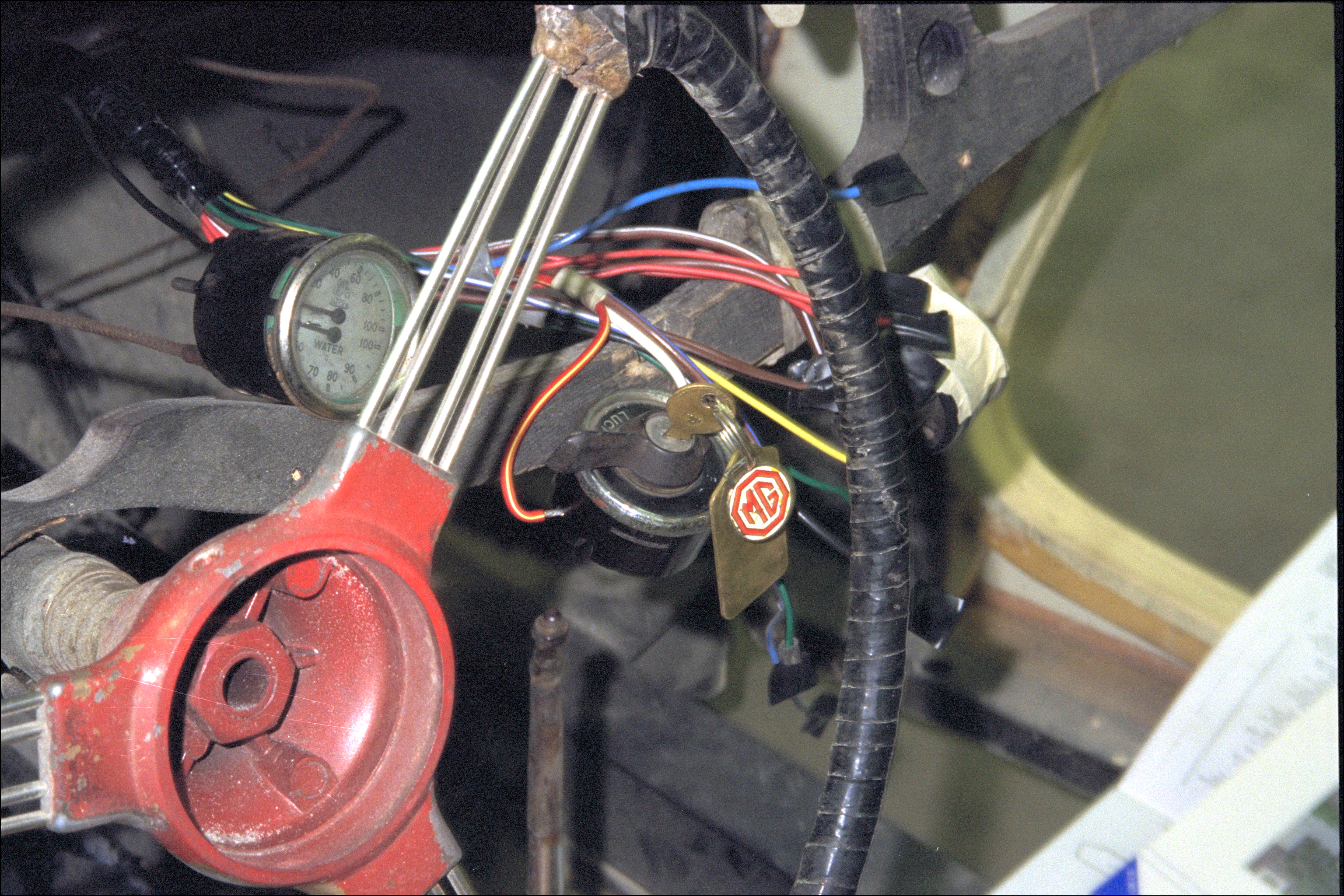 Oil pressure gauge and Ignition circuit for test